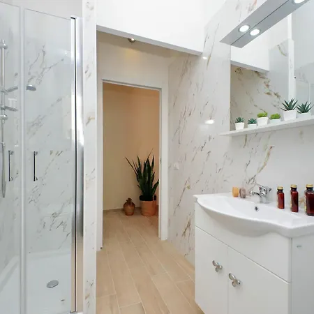 Nuvolhouse Apartment *